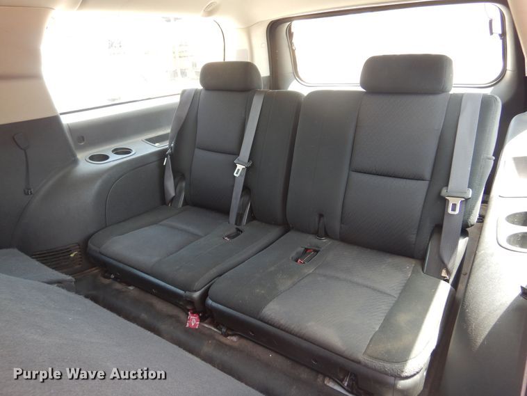 image for item DN0407 2011 Chevrolet Suburban  SUV