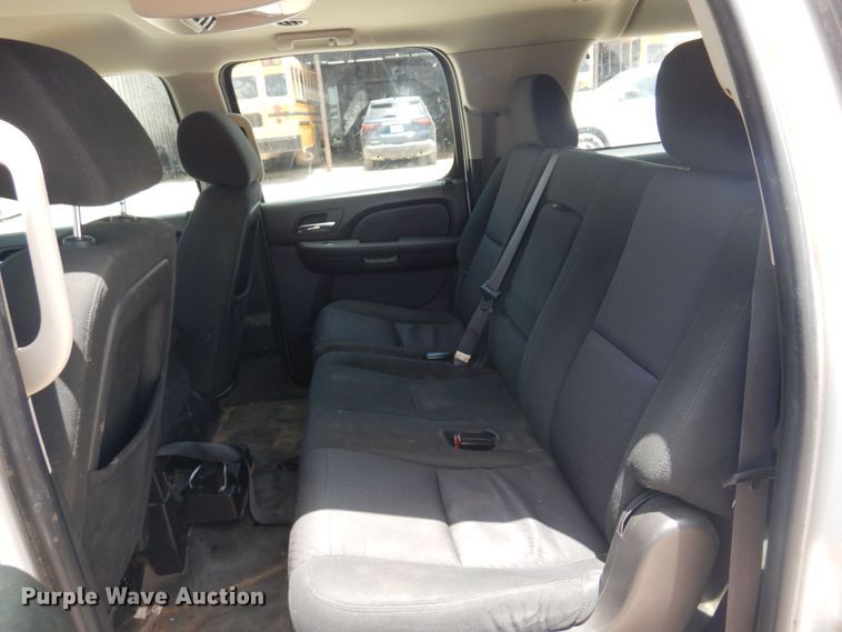 image for item DN0407 2011 Chevrolet Suburban  SUV