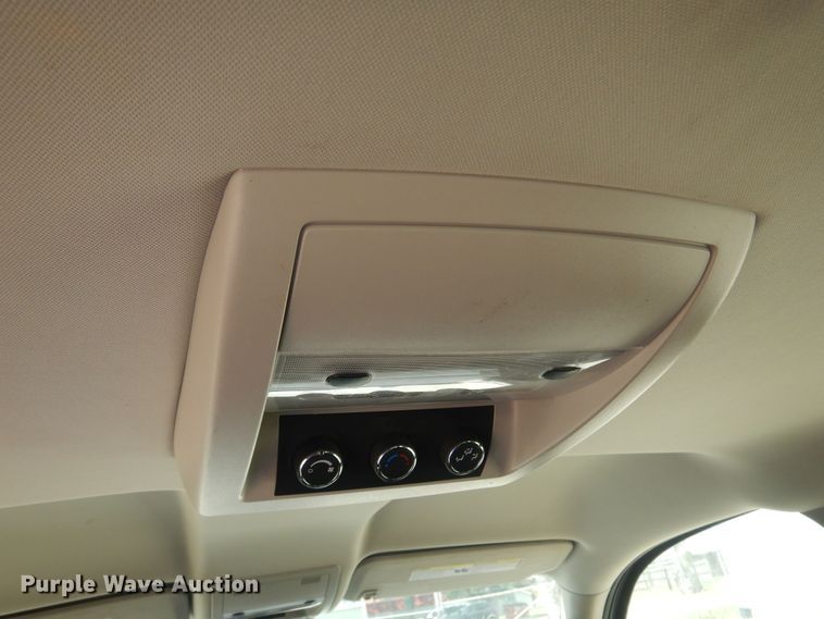 image for item DN0407 2011 Chevrolet Suburban  SUV