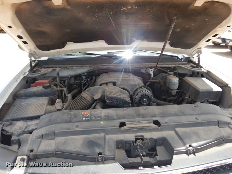 image for item DN0407 2011 Chevrolet Suburban  SUV