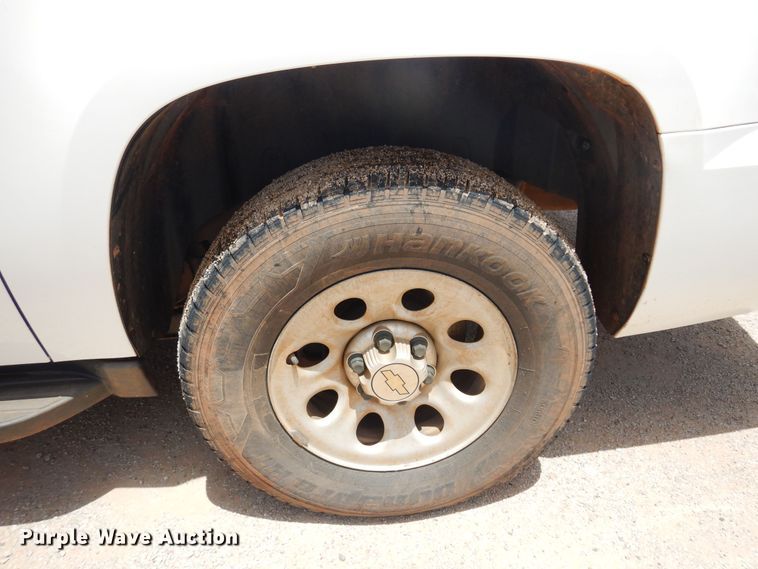 image for item DN0407 2011 Chevrolet Suburban  SUV