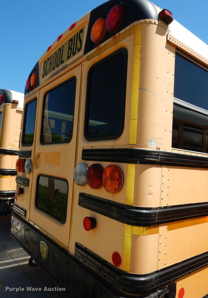 image for item DN1571 2008 International CE300  school bus