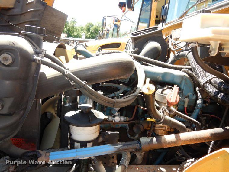 image for item DN1571 2008 International CE300  school bus