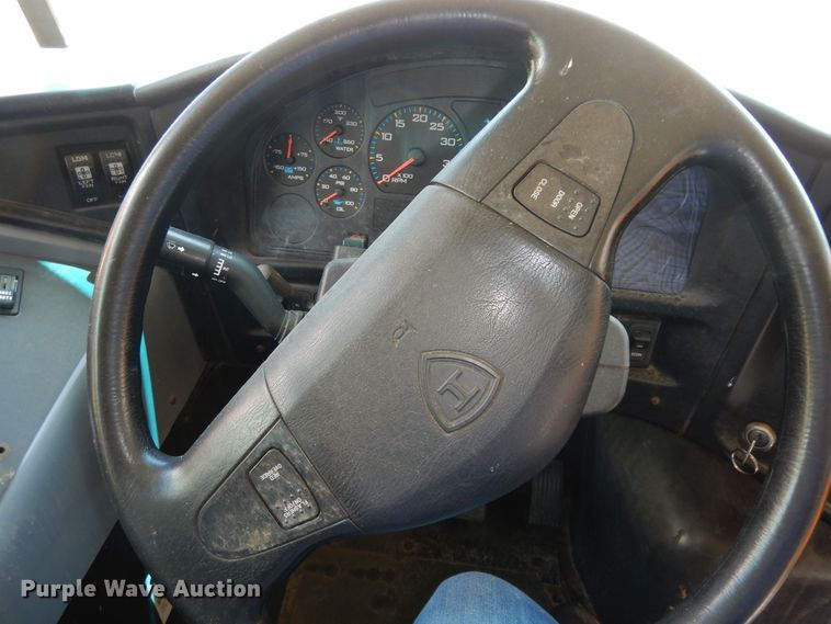 image for item DN1571 2008 International CE300  school bus