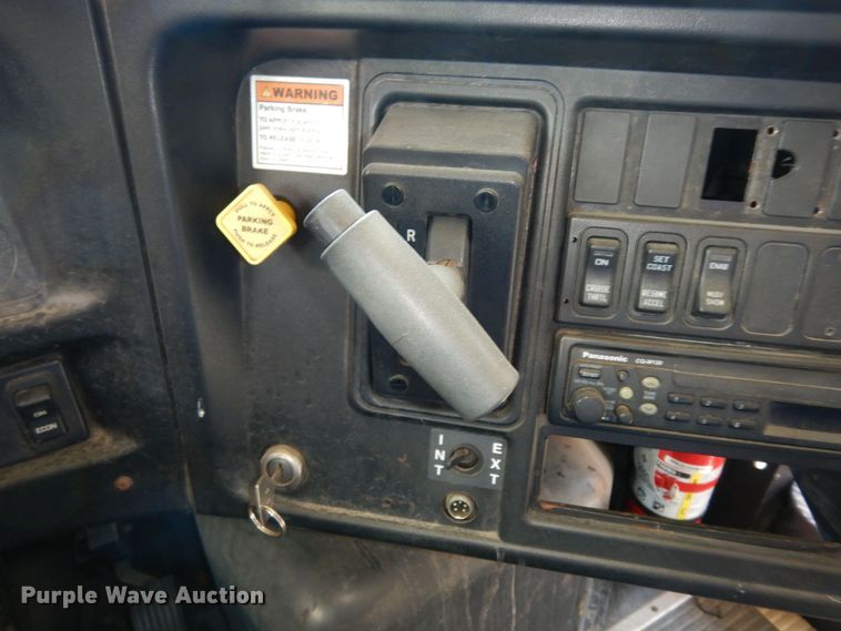 image for item DN1571 2008 International CE300  school bus