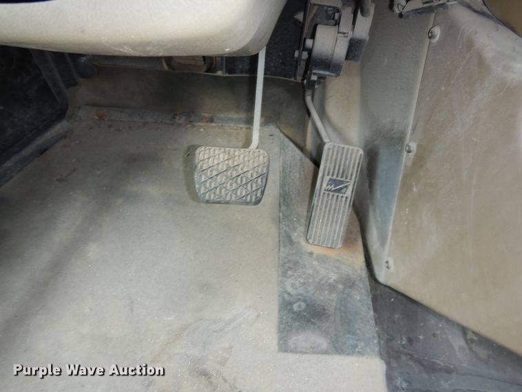 image for item DN1614 2004 Thomas  school bus