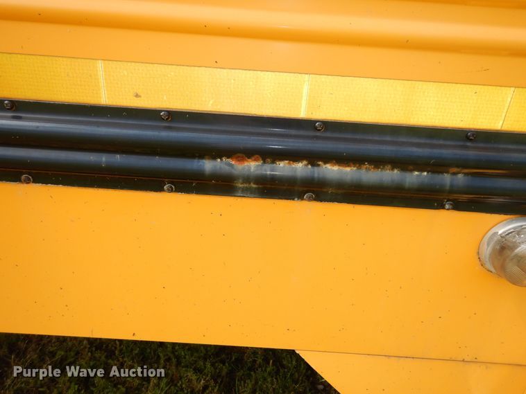 image for item DN1614 2004 Thomas  school bus
