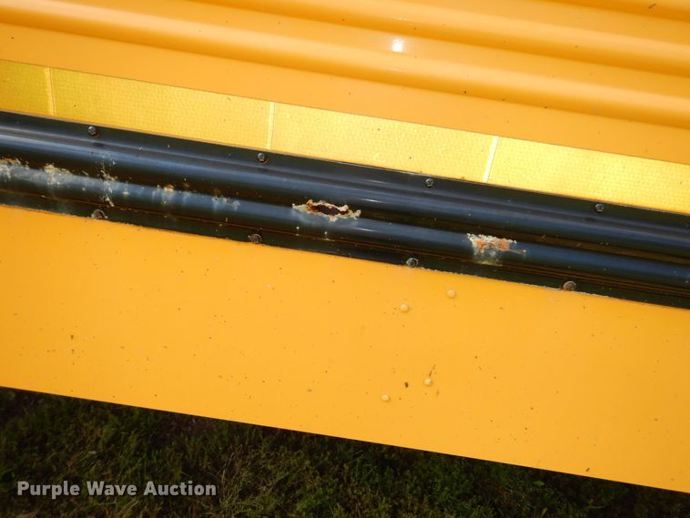image for item DN1614 2004 Thomas  school bus