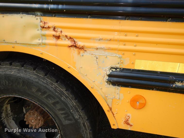 image for item DN1614 2004 Thomas  school bus