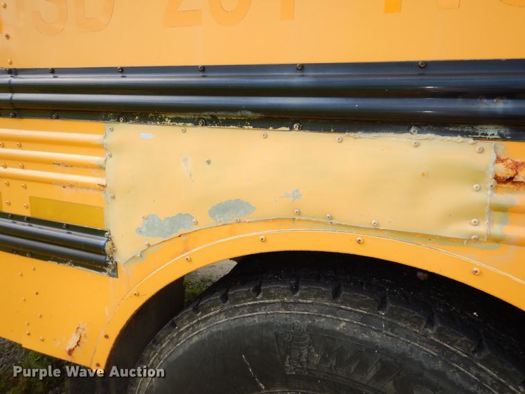 image for item DN1614 2004 Thomas  school bus