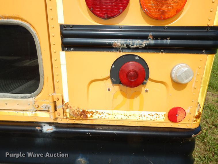 image for item DN1614 2004 Thomas  school bus