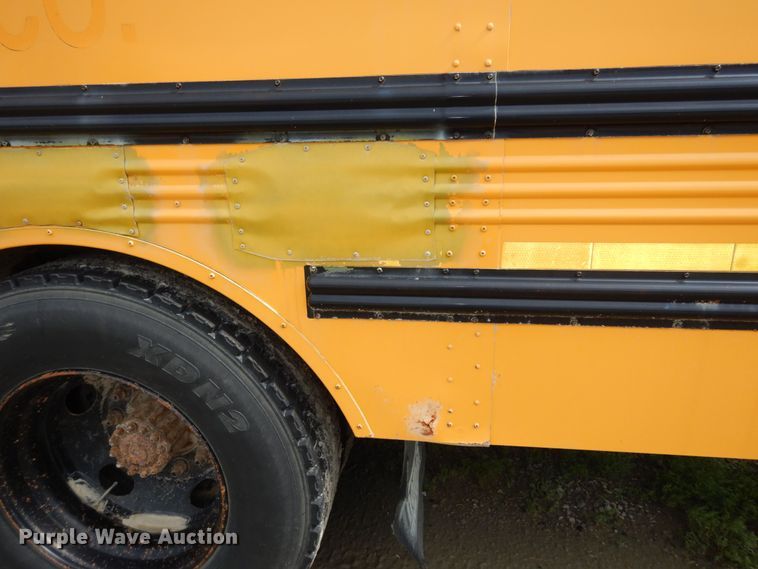 image for item DN1614 2004 Thomas  school bus