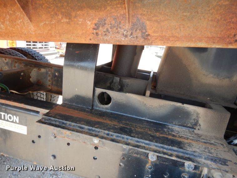 image for item DN1615 2007 GMC C7500  dump truck