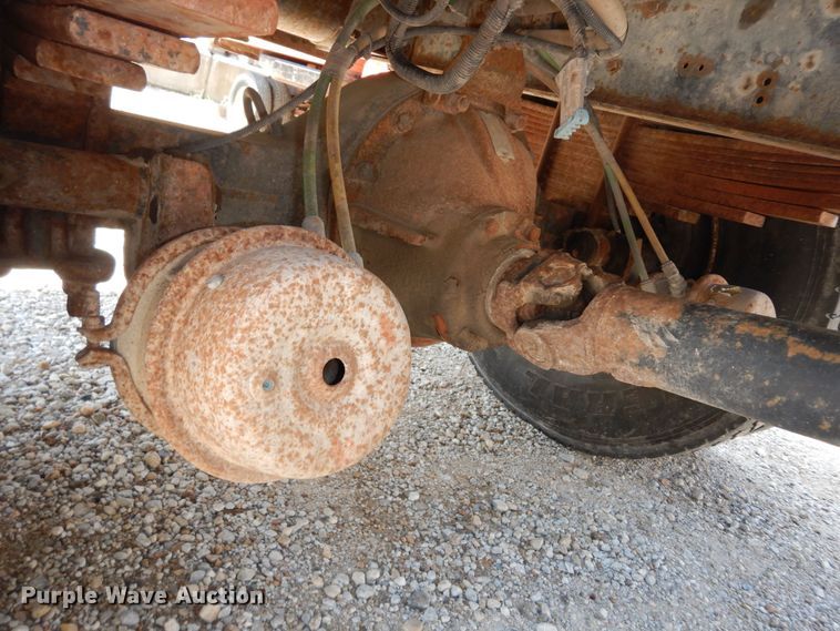 image for item DN1615 2007 GMC C7500  dump truck