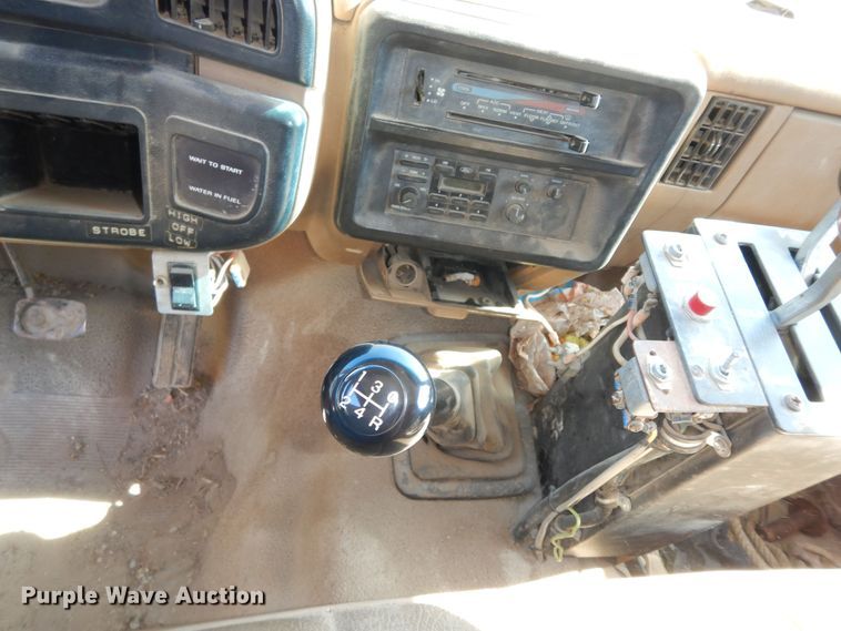 image for item DN1616 1991 Ford F450 Super Duty  dump truck