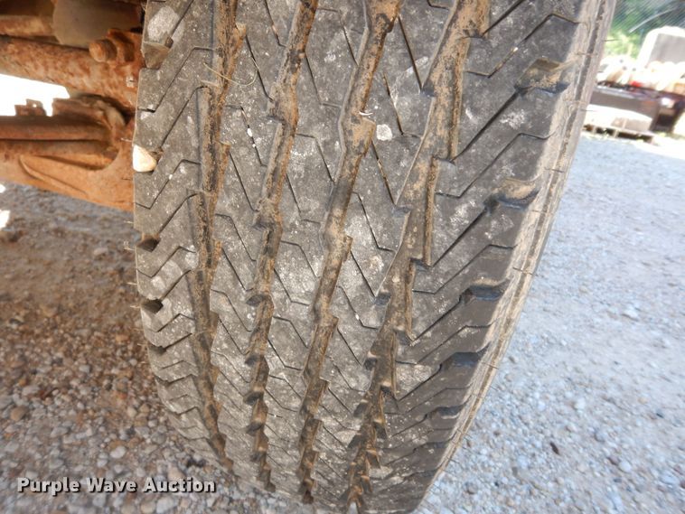 image for item DN1616 1991 Ford F450 Super Duty  dump truck