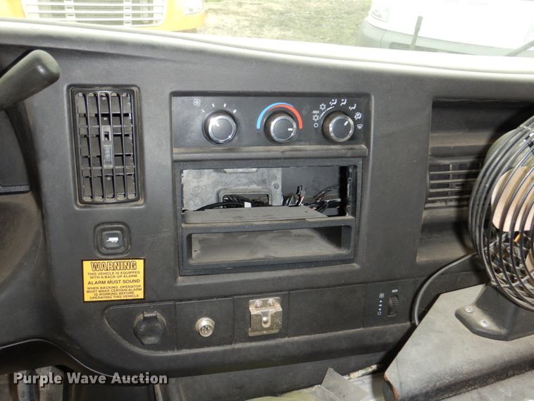 image for item DN7329 2008 Chevrolet Express 3500  school bus