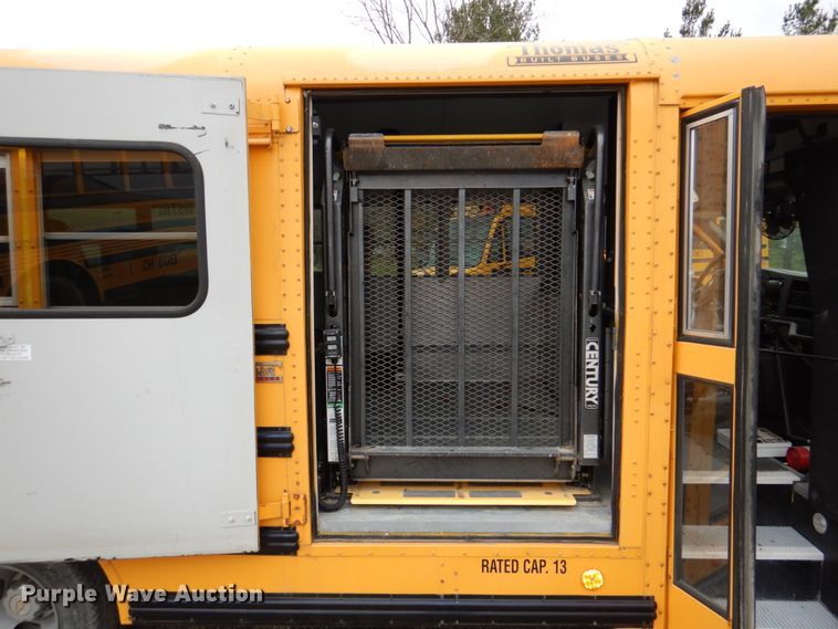 image for item DN7329 2008 Chevrolet Express 3500  school bus