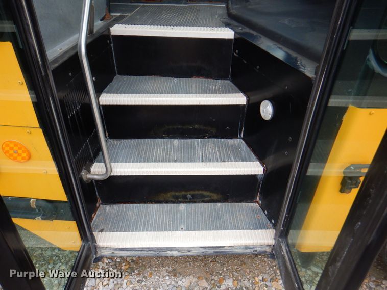 image for item DP4227 2009 Freightliner C2 Thomas Built  school bus