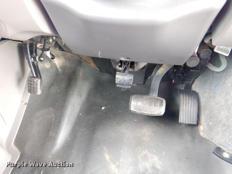 image for item DP4227 2009 Freightliner C2 Thomas Built  school bus