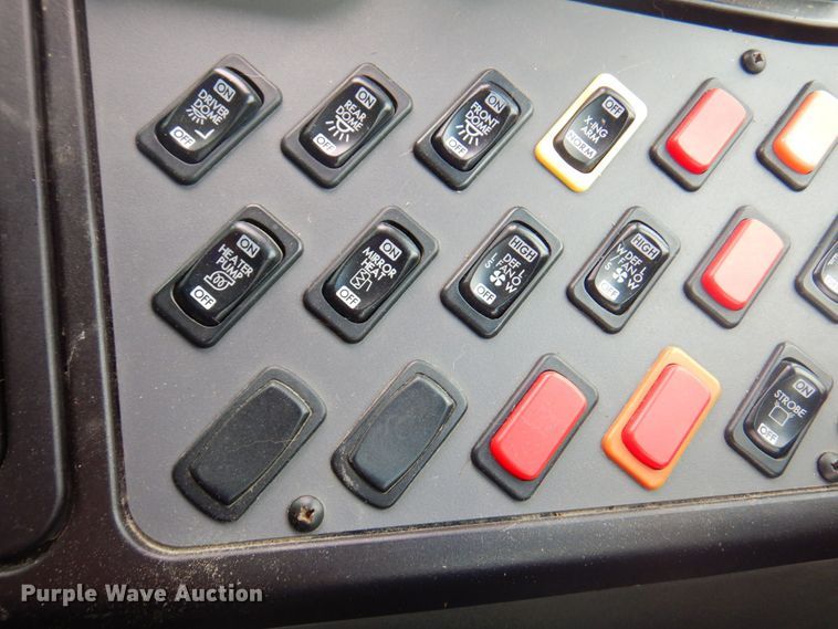 image for item DP4227 2009 Freightliner C2 Thomas Built  school bus