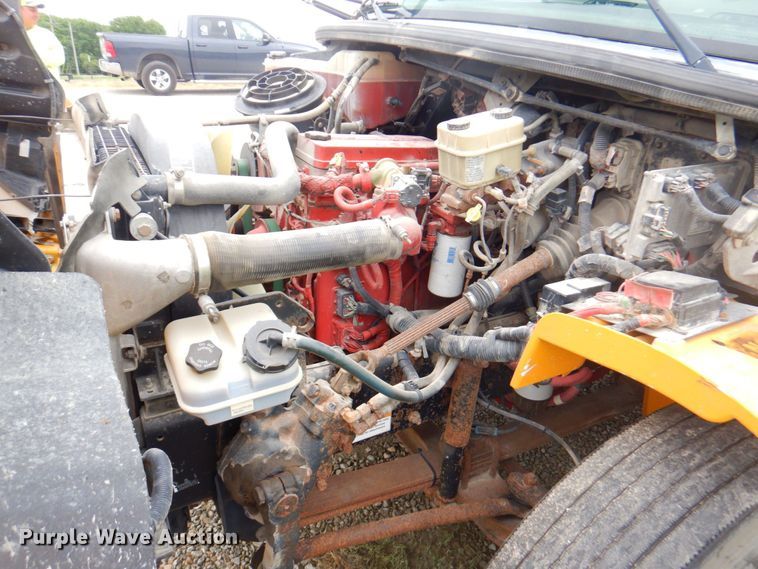 image for item DP4227 2009 Freightliner C2 Thomas Built  school bus