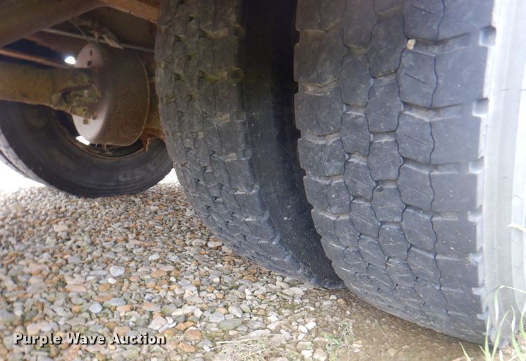 image for item DP4227 2009 Freightliner C2 Thomas Built  school bus