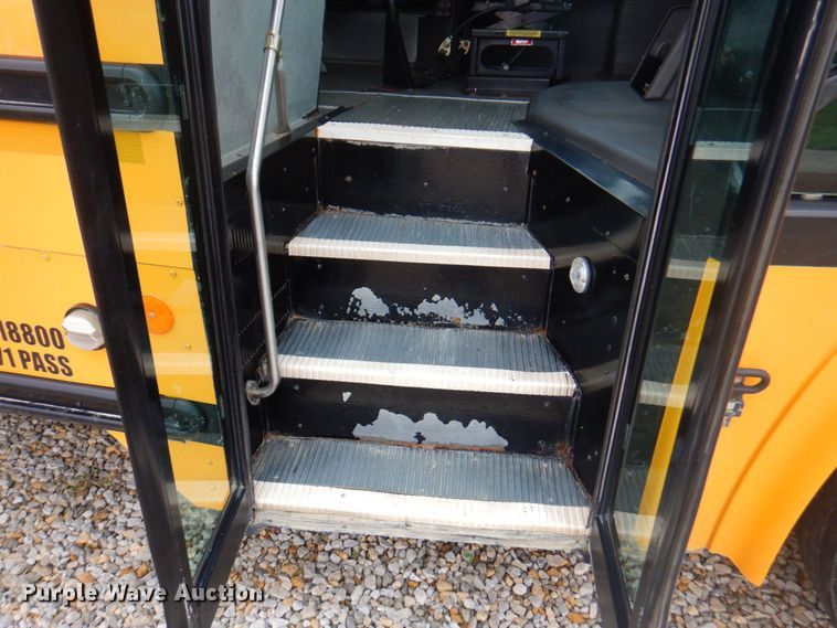 image for item DP4228 2010 Freightliner C2 Thomas Built  school bus