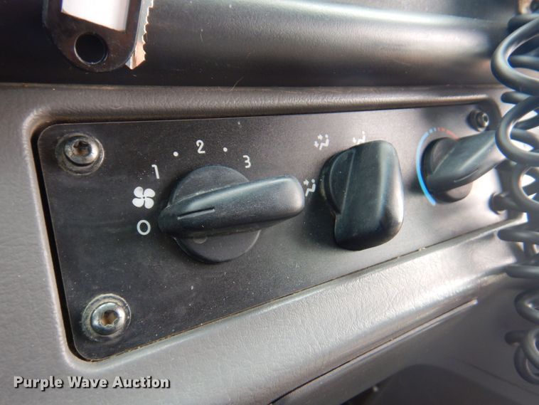 image for item DP4228 2010 Freightliner C2 Thomas Built  school bus