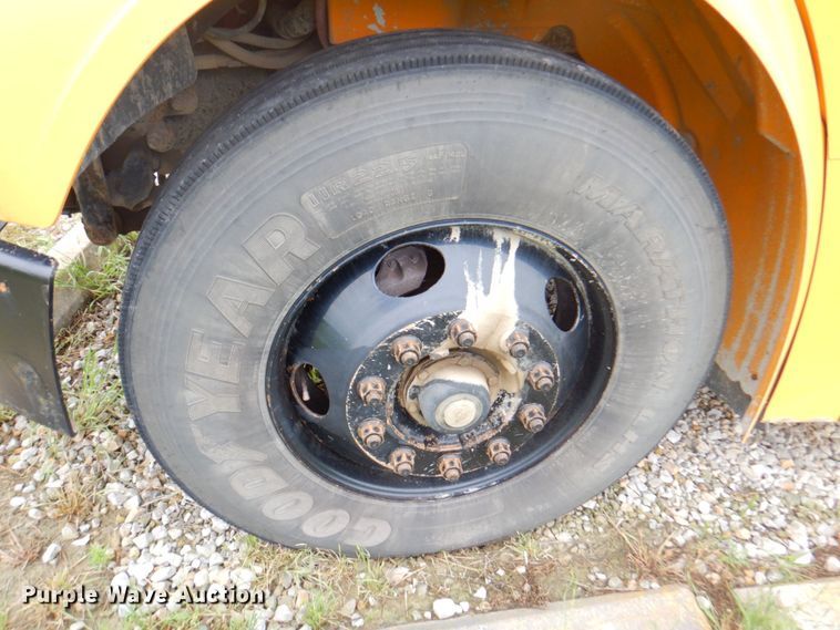 image for item DP4228 2010 Freightliner C2 Thomas Built  school bus