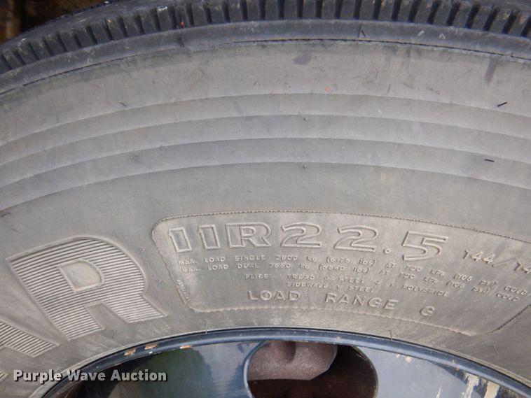 image for item DP4228 2010 Freightliner C2 Thomas Built  school bus