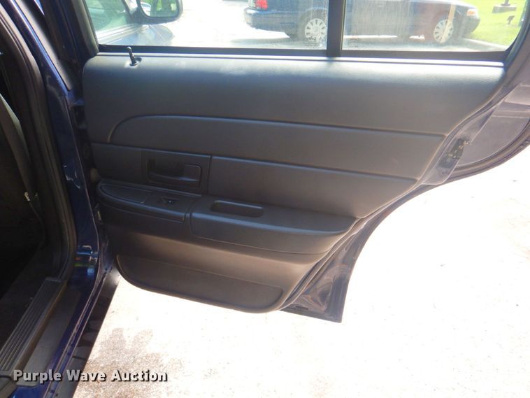 image for item DP4251 2010 Ford Crown Victoria Police Interceptor