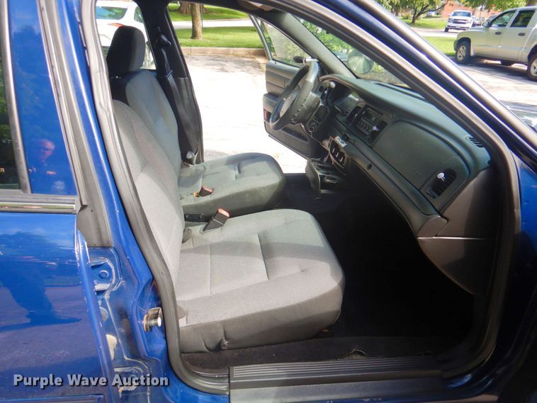 image for item DP4251 2010 Ford Crown Victoria Police Interceptor