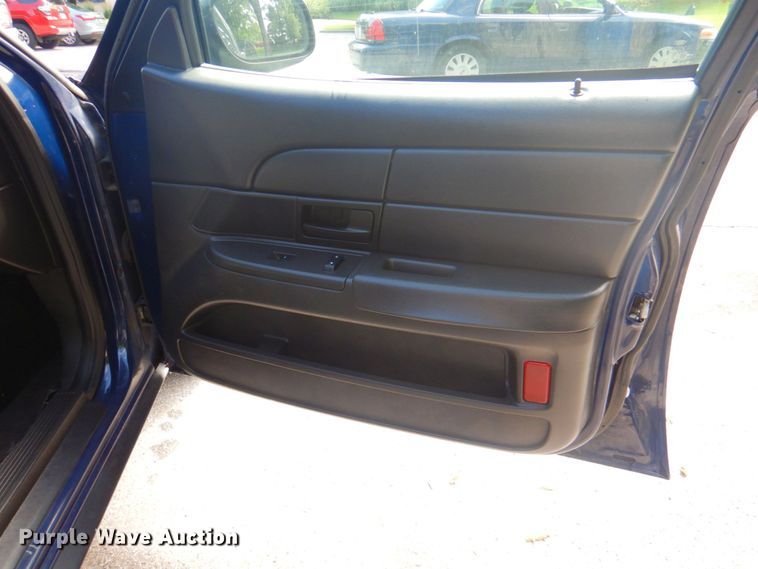 image for item DP4251 2010 Ford Crown Victoria Police Interceptor