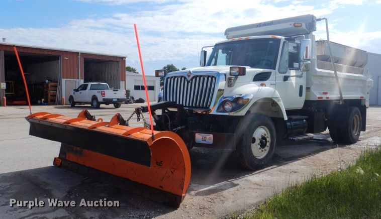 image for item DP5574 2008 International WorkStar 7400SFA  dump truck