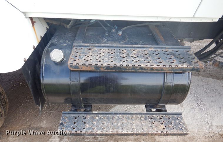 image for item DP5574 2008 International WorkStar 7400SFA  dump truck