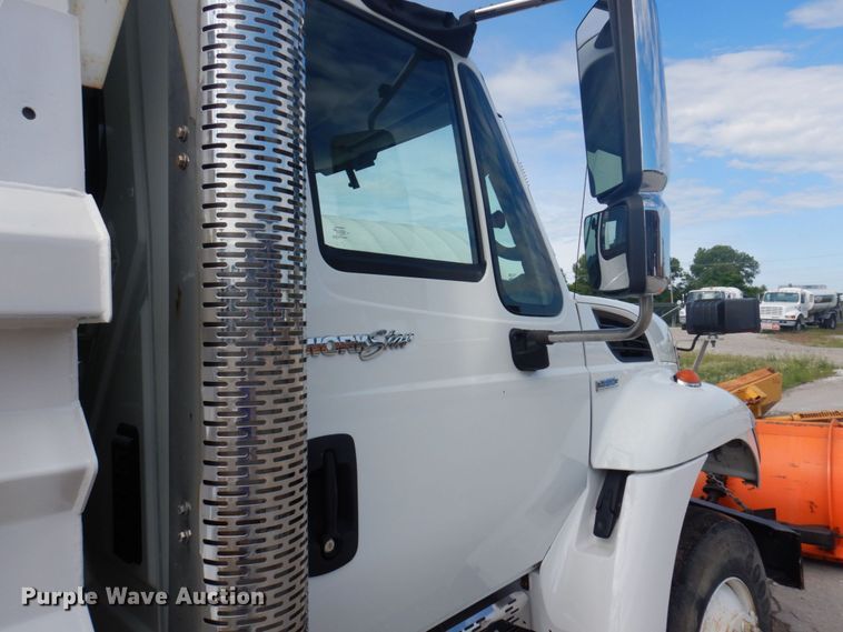 image for item DP5574 2008 International WorkStar 7400SFA  dump truck