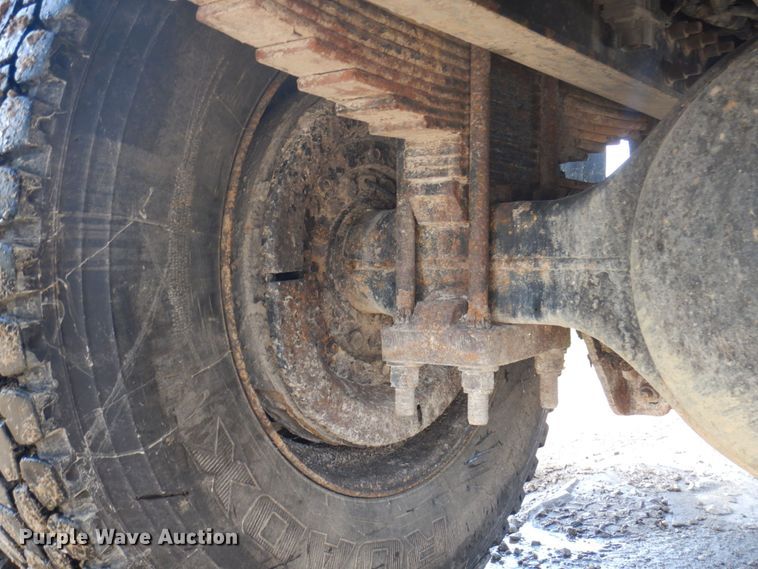 image for item DP5574 2008 International WorkStar 7400SFA  dump truck