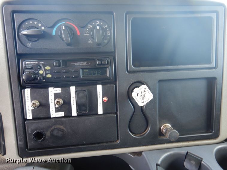 image for item DP5574 2008 International WorkStar 7400SFA  dump truck