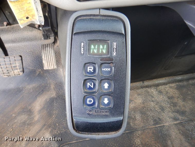 image for item DP5574 2008 International WorkStar 7400SFA  dump truck