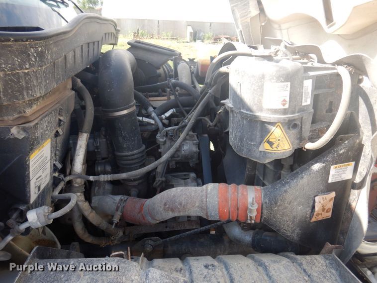 image for item DP5574 2008 International WorkStar 7400SFA  dump truck