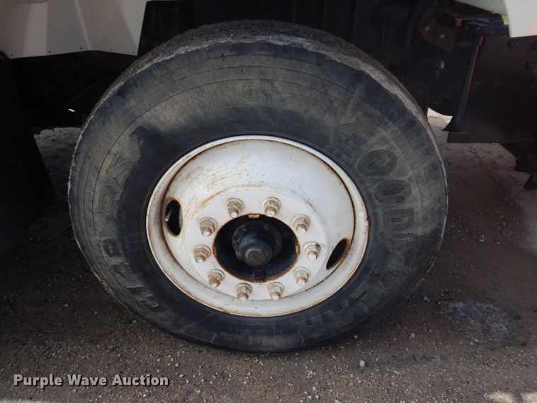 image for item DP5574 2008 International WorkStar 7400SFA  dump truck