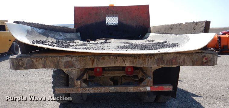 image for item DS8007 1976 Ford F600  dump flatbed truck