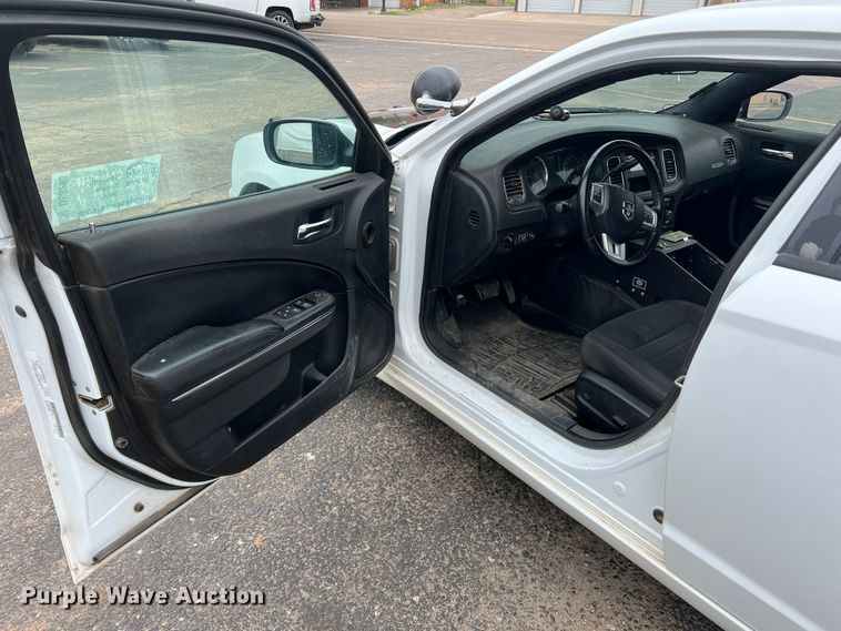 image for item DS8265 2012 Dodge Charger Police