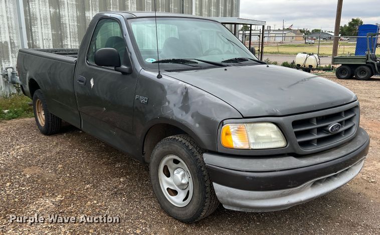 image for item DS8267 2003 Ford F150  pickup truck