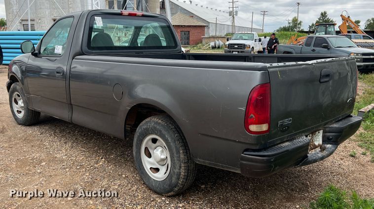 image for item DS8267 2003 Ford F150  pickup truck