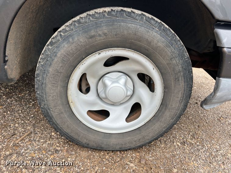 image for item DS8267 2003 Ford F150  pickup truck