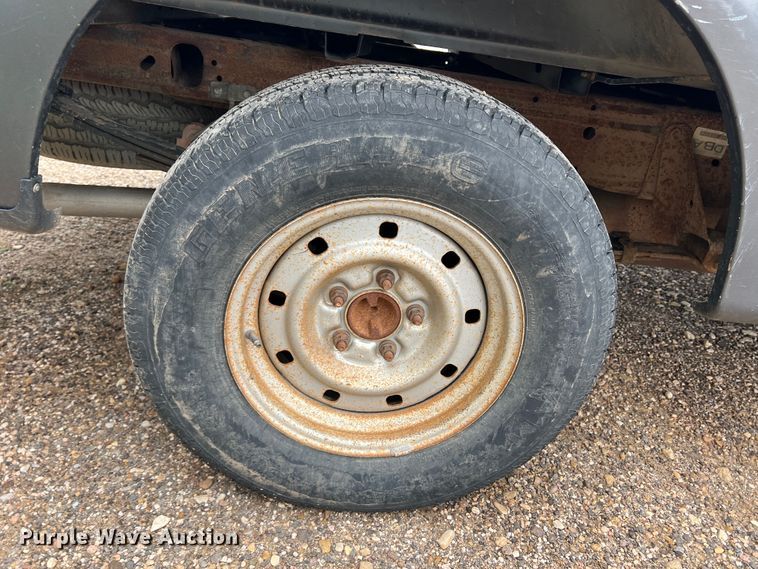 image for item DS8267 2003 Ford F150  pickup truck