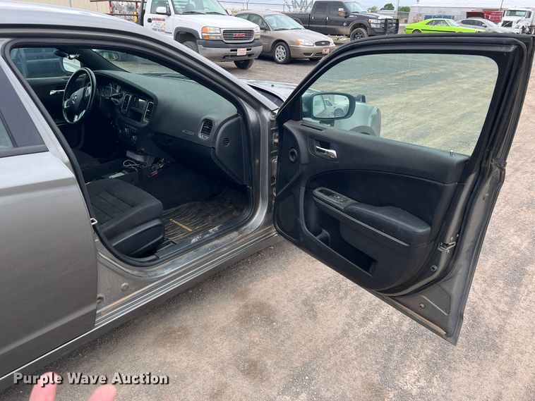 image for item DS8269 2012 Dodge Charger Police