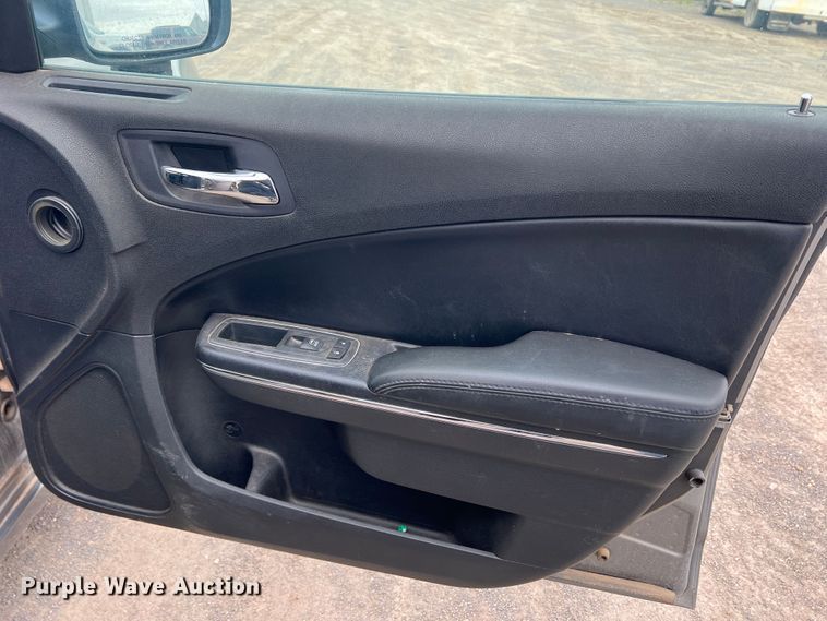 image for item DS8269 2012 Dodge Charger Police